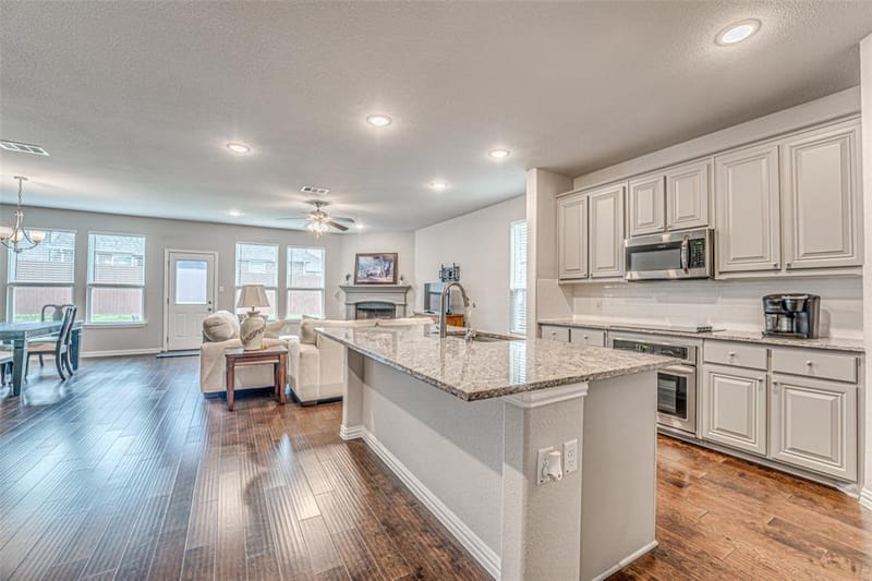 909 Gambel Drive, Sherman TX 75092 - Photo 10