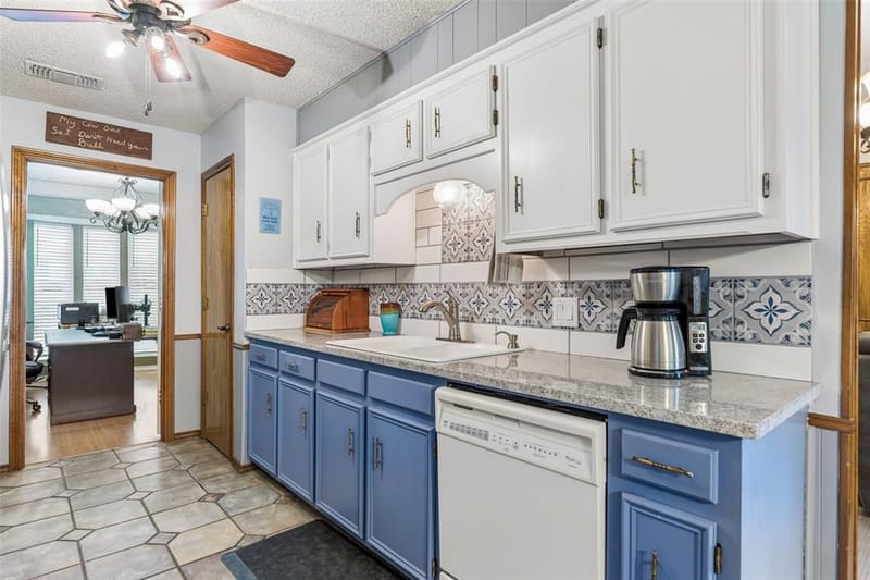 5707 Trail Crest Drive, Arlington TX 76017 - Photo 7