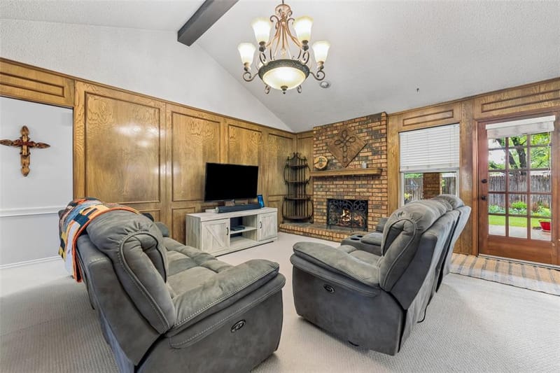 5707 Trail Crest Drive, Arlington TX 76017 - Photo 9