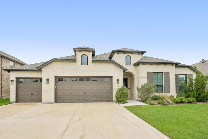 449 Country Meadows Boulevard, Waxahachie TX 75165 - Photo 3