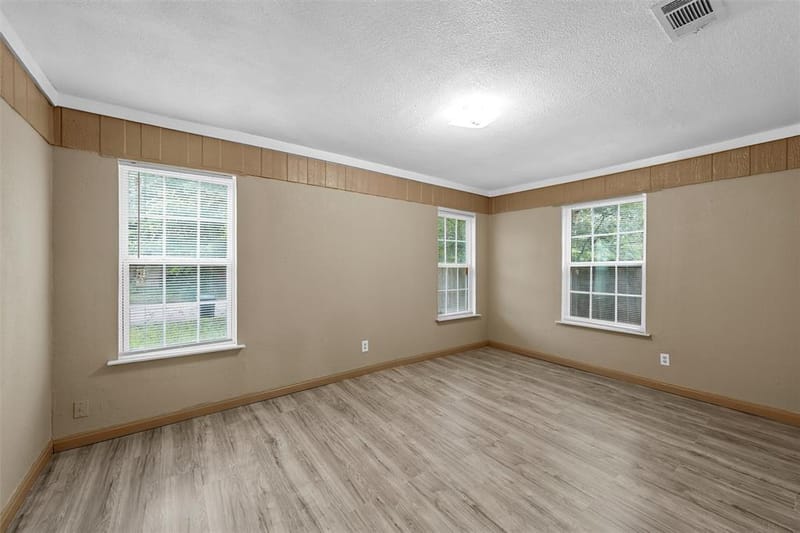 2012 N 39th Street, Waco TX 76707 - Photo 9