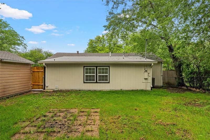 2012 N 39th Street, Waco TX 76707 - Photo 14