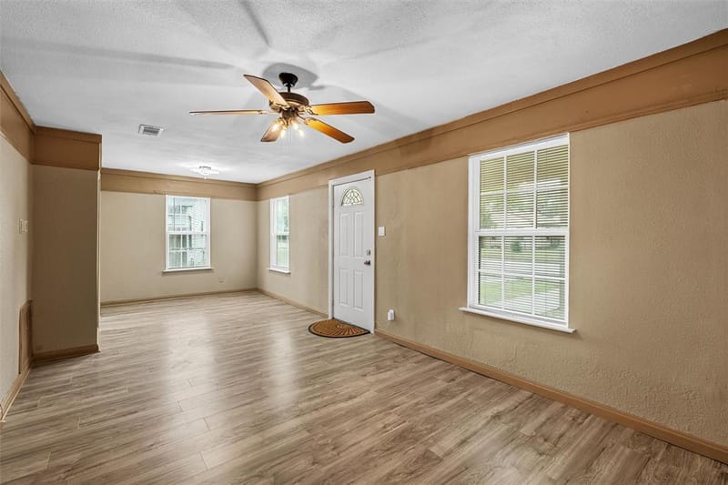 2012 N 39th Street, Waco TX 76707 - Photo 4