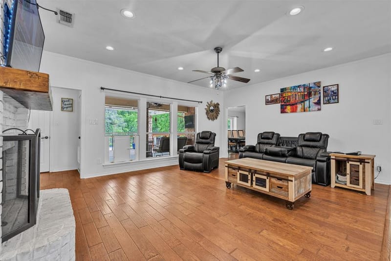 1557 Woodbee Court, Azle TX 76020 - Photo 6