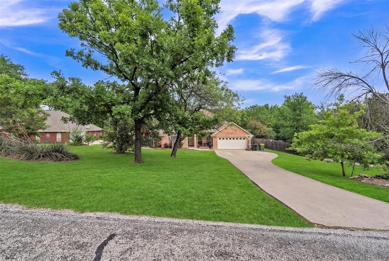1557 Woodbee Court, Azle TX 76020 - Photo 38