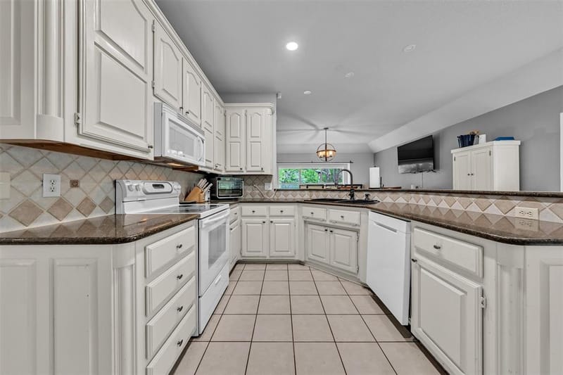 1557 Woodbee Court, Azle TX 76020 - Photo 8