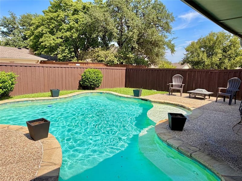 1947 Chesham Drive, Carrollton TX 75007 - Photo 23