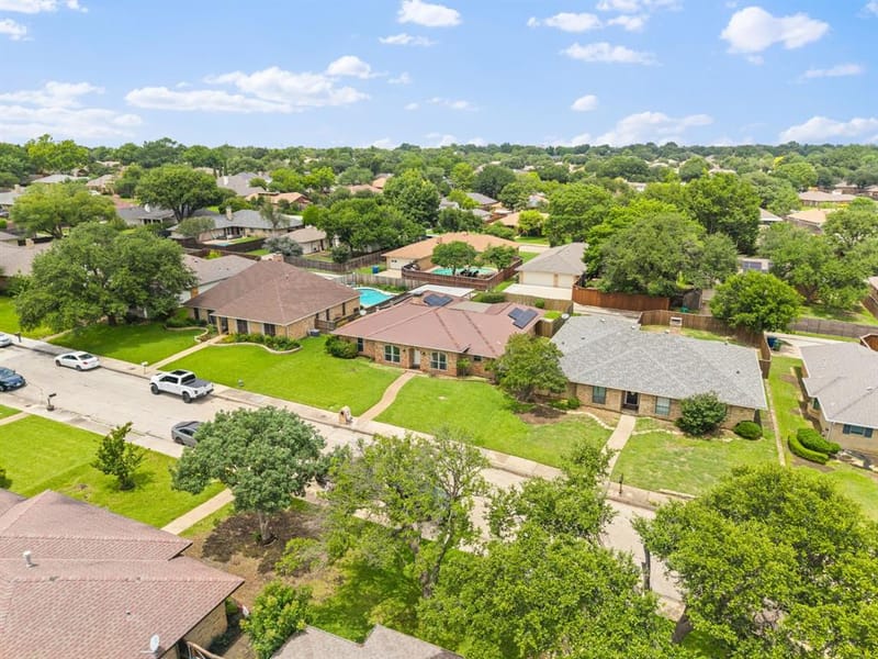 1947 Chesham Drive, Carrollton TX 75007 - Photo 36