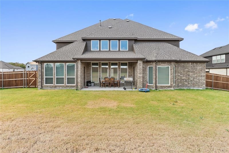 704 S HIDDEN LAKES Drive, DeSoto TX 75115 - Photo 39