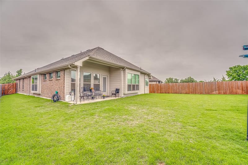 2036 Abbey Road, Heartland TX 75126 - Photo 32