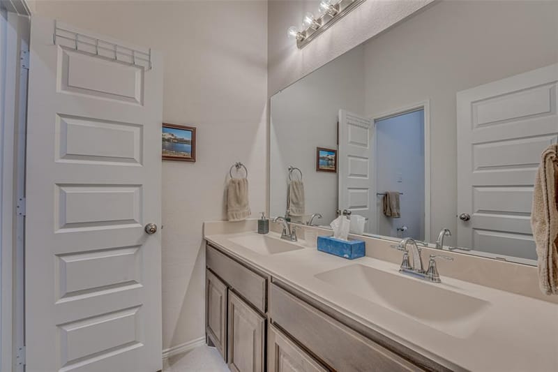 2036 Abbey Road, Heartland TX 75126 - Photo 10