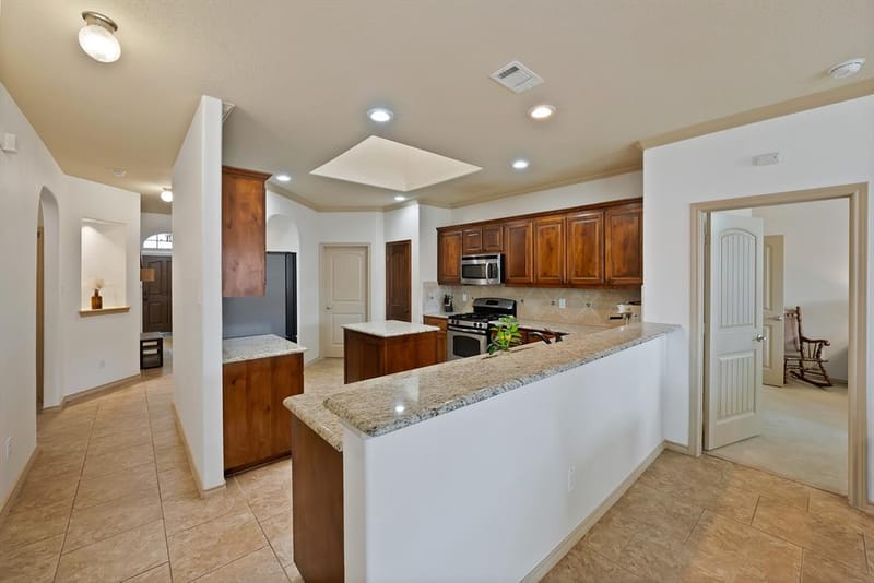 8116 Misty Water Drive, Fort Worth TX 76131 - Photo 12