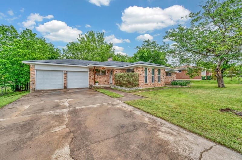 7741 Fairway Road, Woodway TX 76712 - Photo 2