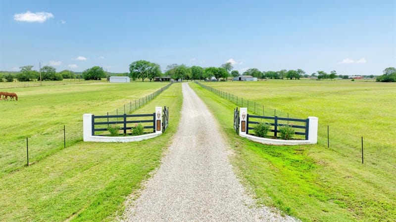 3781 Fm 151, Whitewright TX 75491 - Photo 2