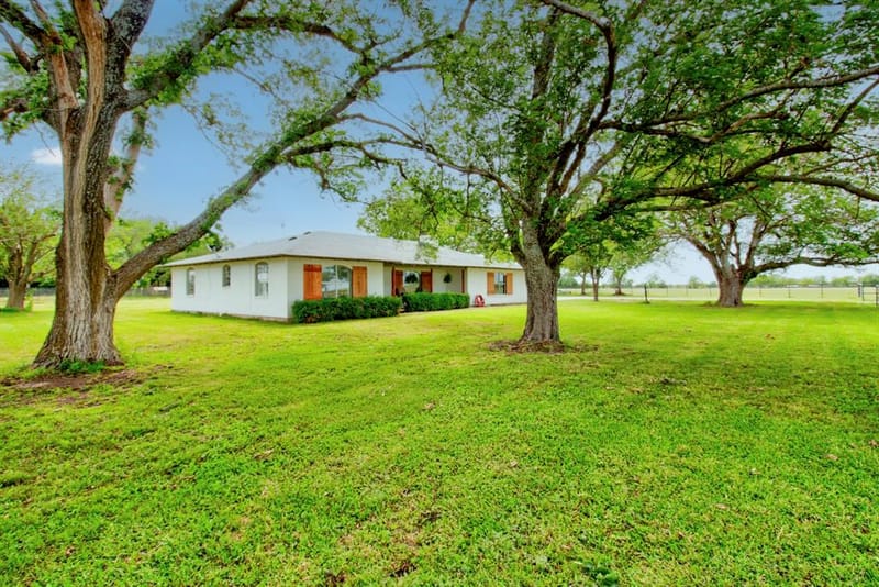 3781 Fm 151, Whitewright TX 75491 - Photo 4