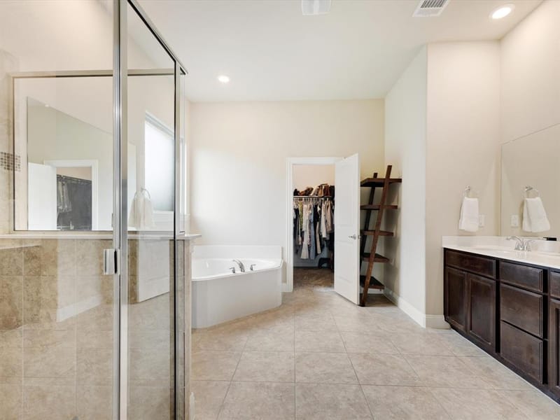 614 Woodridge Drive, Oak Point TX 75068 - Photo 22