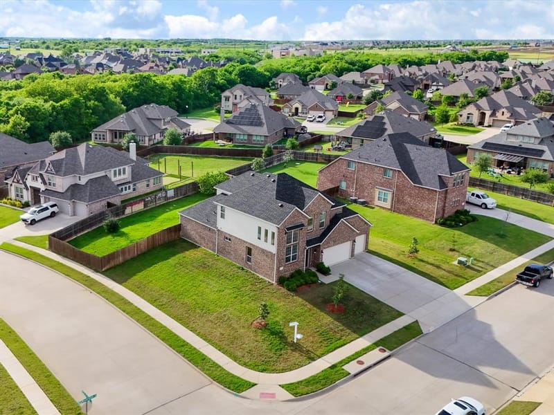 614 Woodridge Drive, Oak Point TX 75068 - Photo 3