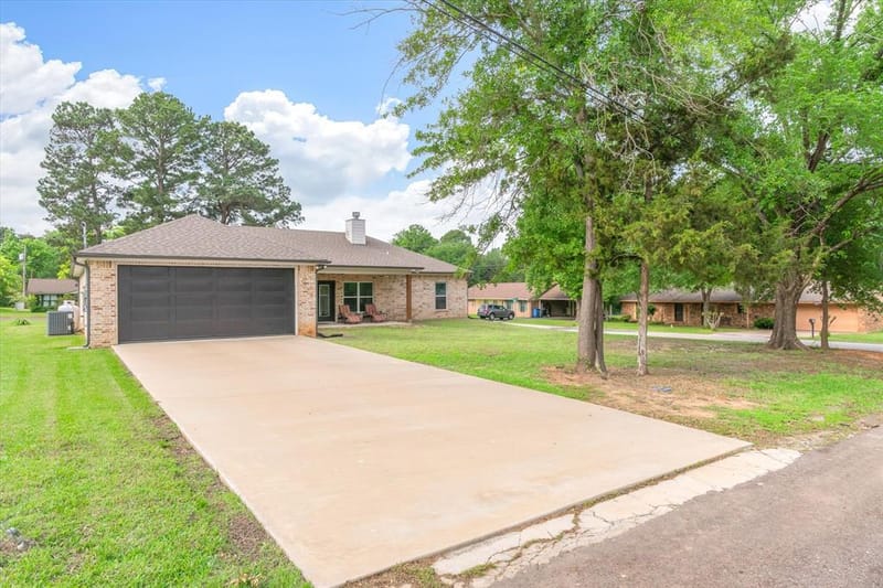 1024 Monte Carlo, Grand Saline TX 75140 - Photo 29