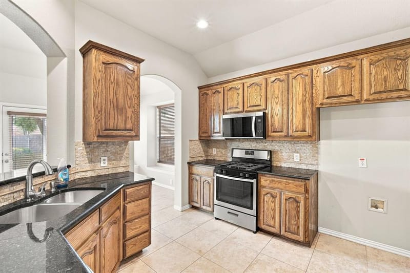 1020 Lake Hollow Drive, Little Elm TX 75068 - Photo 9