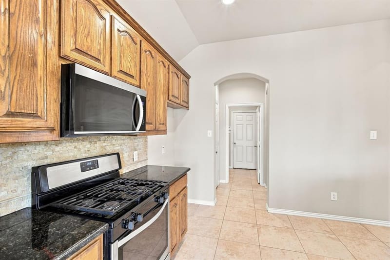 1020 Lake Hollow Drive, Little Elm TX 75068 - Photo 10