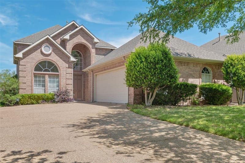 1709 Villa Court, Corinth TX 76210