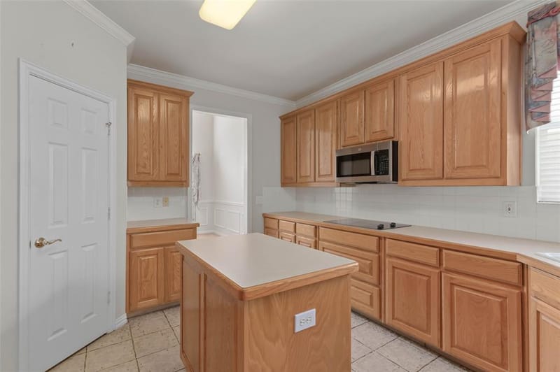 1709 Villa Court, Corinth TX 76210 - Photo 10