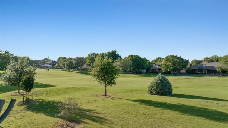 1709 Villa Court, Corinth TX 76210 - Photo 33