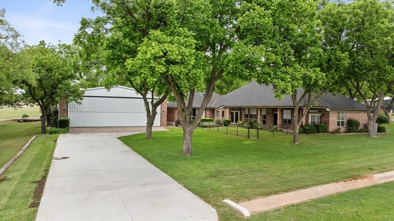 9616 Air Park Drive, Granbury TX 76049 - Photo 2