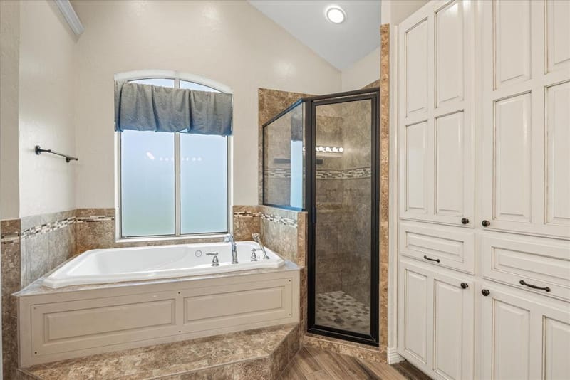 9616 Air Park Drive, Granbury TX 76049 - Photo 16