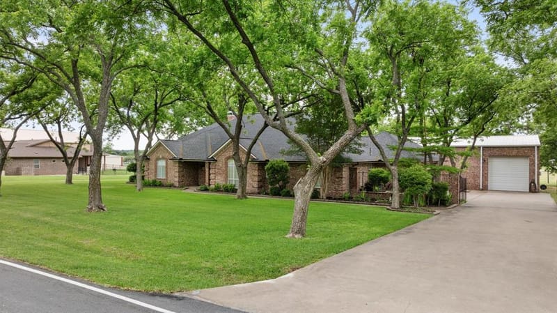 9616 Air Park Drive, Granbury TX 76049 - Photo 28
