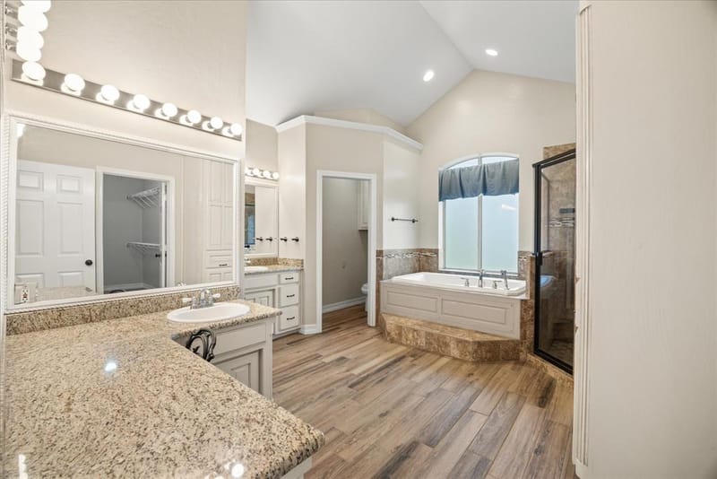 9616 Air Park Drive, Granbury TX 76049 - Photo 14