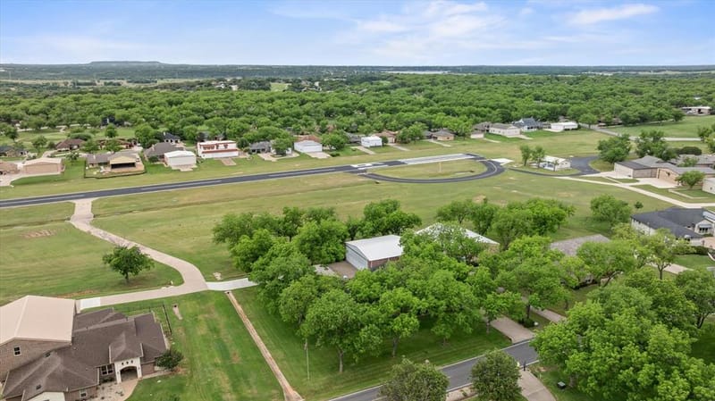 9616 Air Park Drive, Granbury TX 76049 - Photo 35