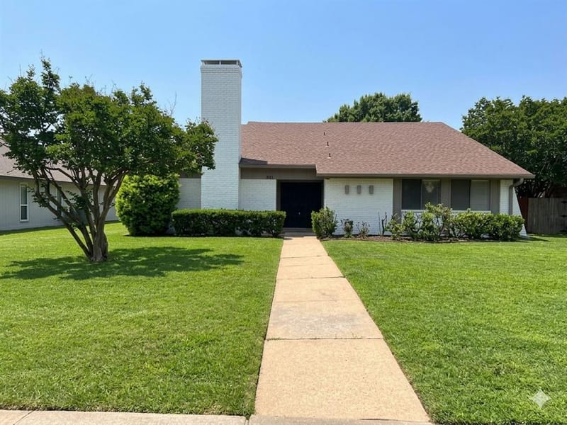 1802 Auburn Drive, Richardson TX 75081