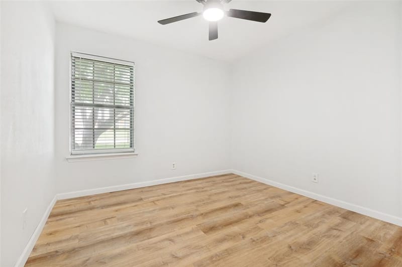 2654 Arlington Lane, Lancaster TX 75134 - Photo 17