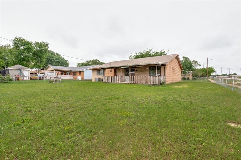 2654 Arlington Lane, Lancaster TX 75134 - Photo 22