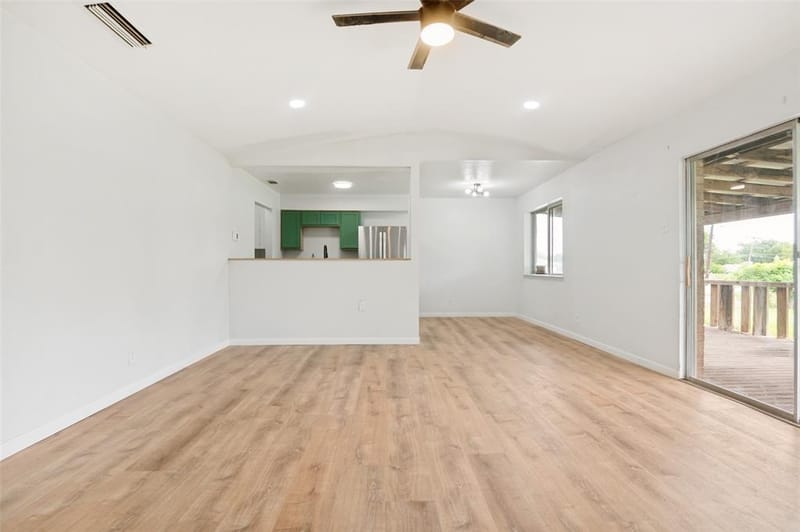 2654 Arlington Lane, Lancaster TX 75134 - Photo 5
