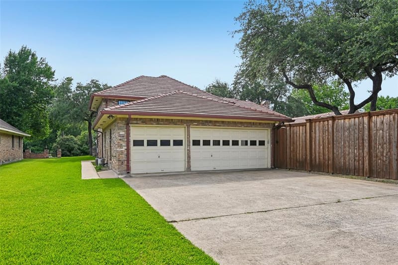 13216 Hillcrest Road, Dallas TX 75240 - Photo 32