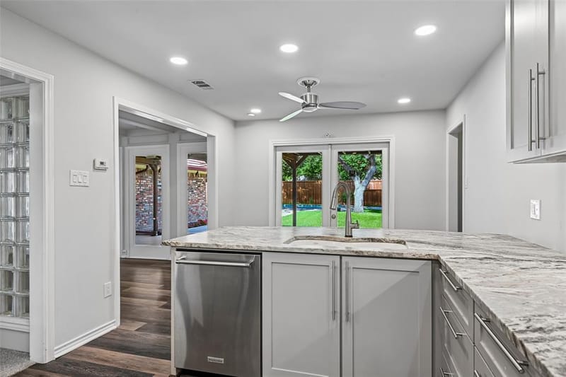 13216 Hillcrest Road, Dallas TX 75240 - Photo 11