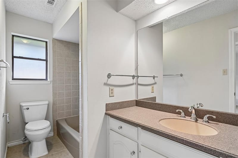13216 Hillcrest Road, Dallas TX 75240 - Photo 31