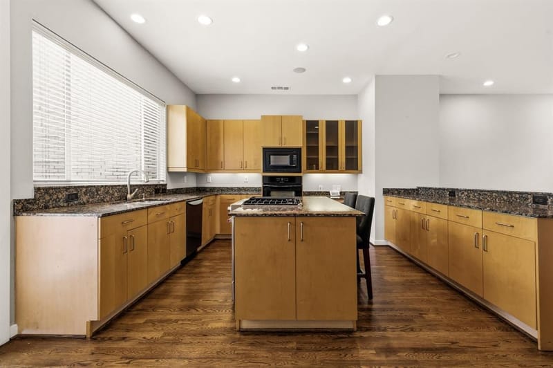 3925 Gilbert Avenue # C, Dallas TX 75219 - Photo 11