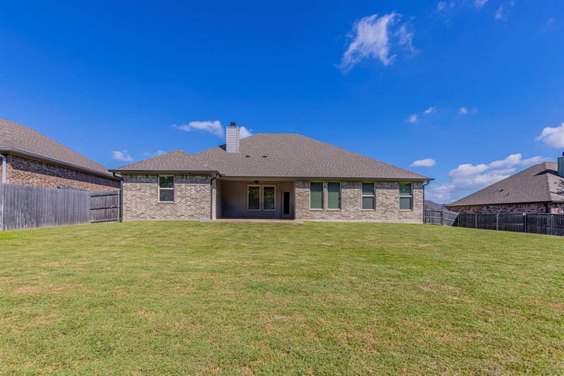 233 Fox Run Lane, Robinson TX 76706 - Photo 23