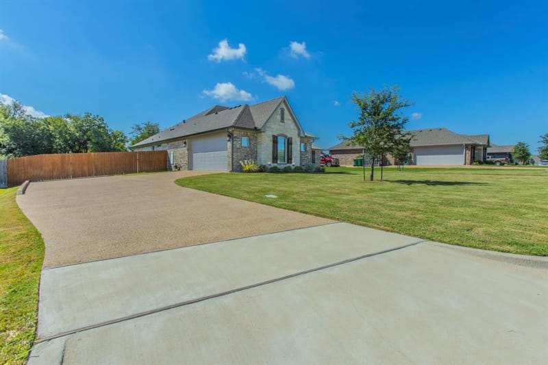 233 Fox Run Lane, Robinson TX 76706 - Photo 22