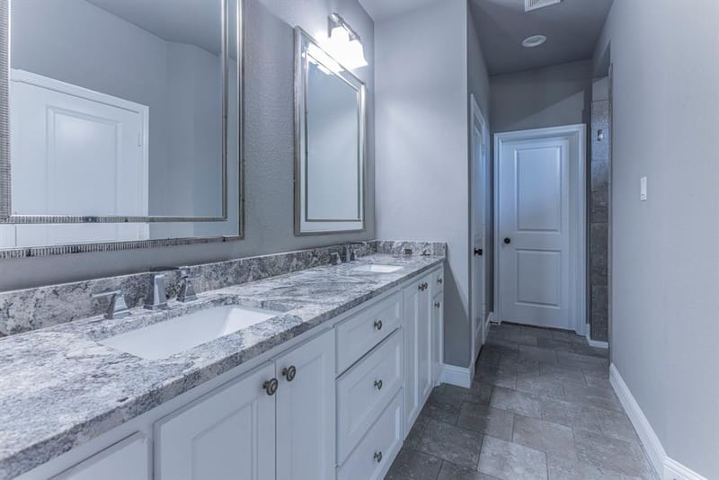 233 Fox Run Lane, Robinson TX 76706 - Photo 14