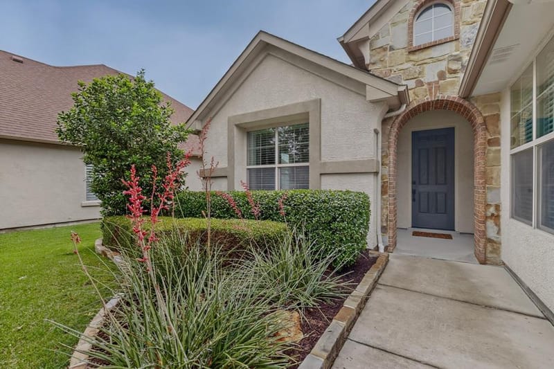 9524 Crestview Drive, Denton TX 76207 - Photo 6