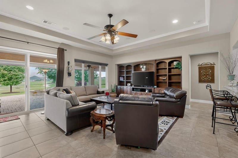 9524 Crestview Drive, Denton TX 76207