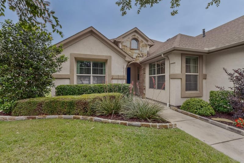 9524 Crestview Drive, Denton TX 76207 - Photo 5