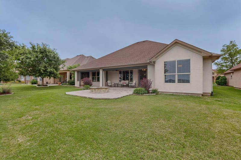 9524 Crestview Drive, Denton TX 76207 - Photo 14