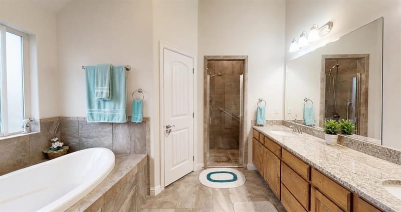 109 Donna Circle, Granbury TX 76049 - Photo 7