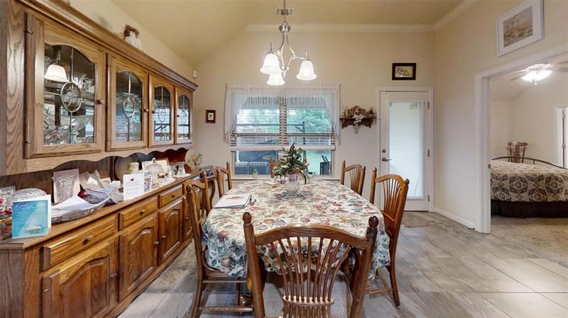 109 Donna Circle, Granbury TX 76049 - Photo 18
