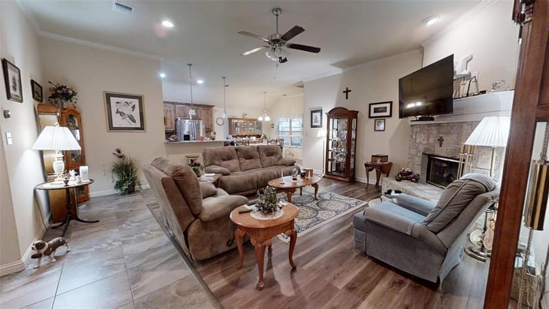109 Donna Circle, Granbury TX 76049 - Photo 15
